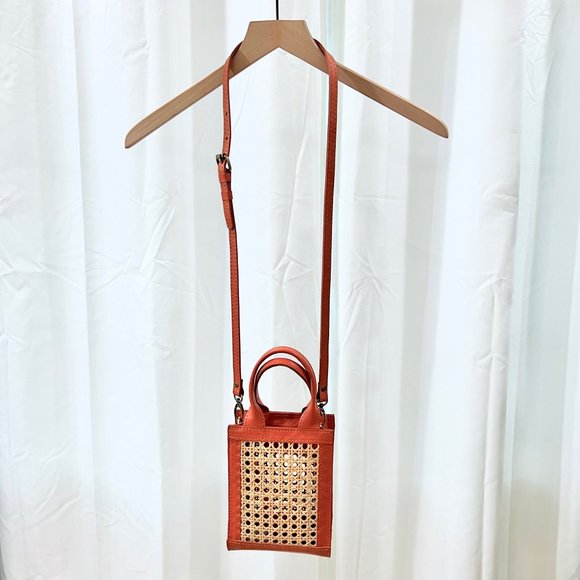 Handmade Leather and Rattan Crossbody Bag W/ adjustable detachable Strap - Picture 2 of 8